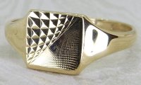 Antique Guest and Philips - Yellow Gold Signet Ring R5498