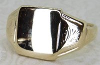 Antique Guest and Philips - Yellow Gold Signet Ring R5588