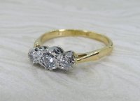 Antique Guest and Philips - Diamond Set, Yellow Gold - Platinum - Three Stone Ring R5323