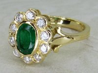 Antique Guest and Philips - Emerald Set, Yellow Gold - Cluster Ring R5760