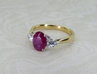 Antique Guest and Philips - Ruby Set, Yellow Gold - White Gold - Three Stone Ring R5418