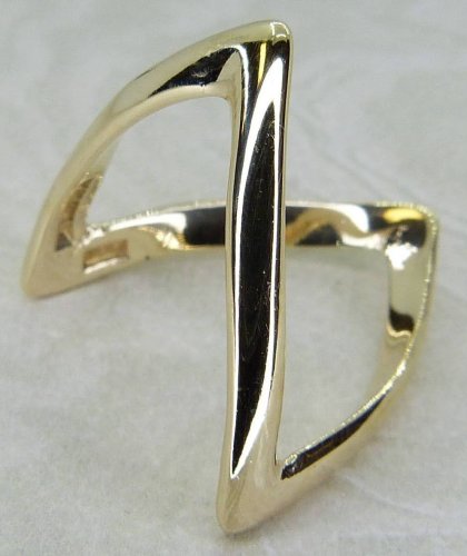 Antique Guest and Philips - Yellow Gold Wishbone Ring R5650