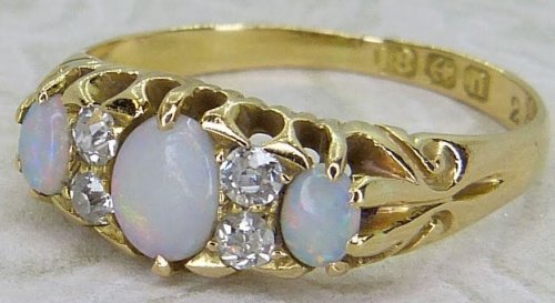 Antique Guest and Philips - Opal Set, Yellow Gold - Seven Stone Ring R5503