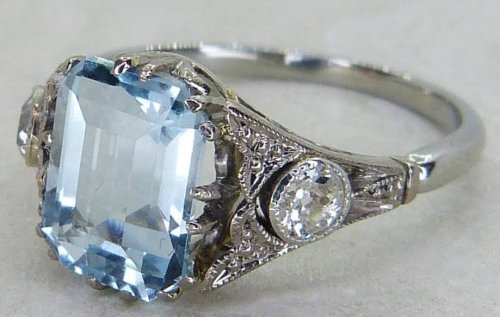 Antique Guest and Philips - Aquamarine Set, White Gold - Three Stone Ring R5564