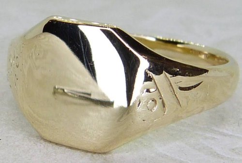 Antique Guest and Philips - Yellow Gold Signet Ring R5614