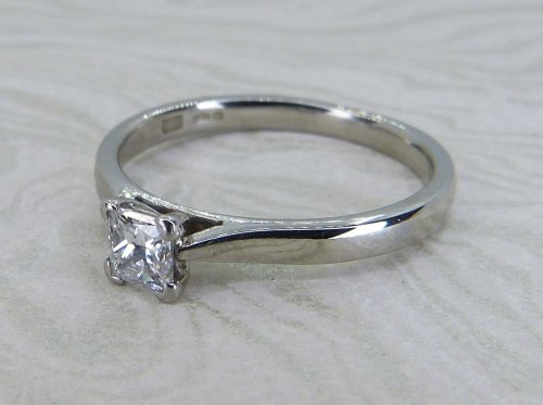 Antique Guest and Philips - Diamond Set, Platinum - Single Stone Ring R5331