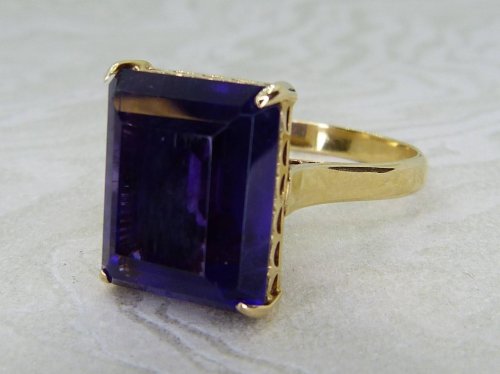 Antique Guest and Philips - Amethyst Set, Yellow Gold - Single Stone Ring R5701