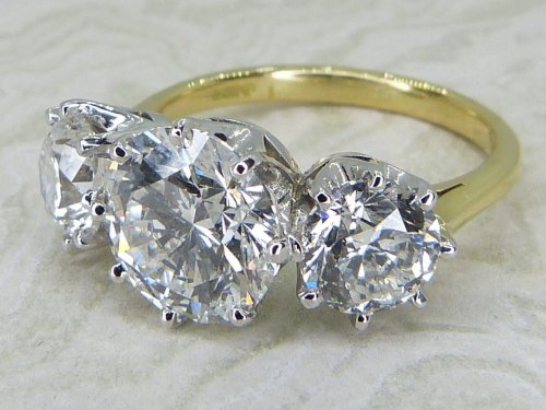 Antique Guest and Philips - Diamond Set, Yellow Gold - White Gold - Three Stone Ring R5692