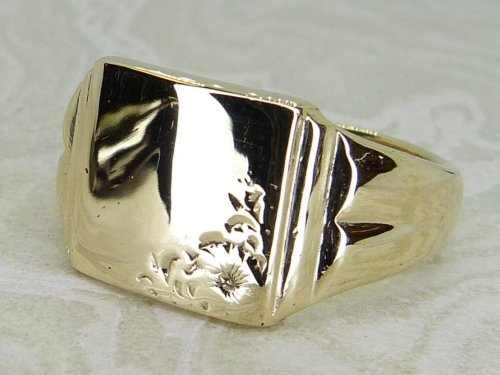 Antique Guest and Philips - Yellow Gold Signet Ring R5773