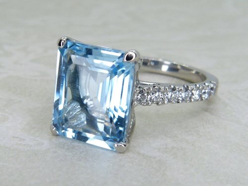 Antique Guest and Philips - Blue Topaz Set, Platinum - Single Stone Ring R5676