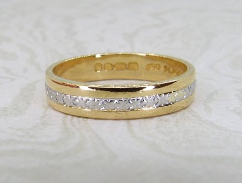 Antique Guest and Philips - Yellow Gold Wedding Ring R5456