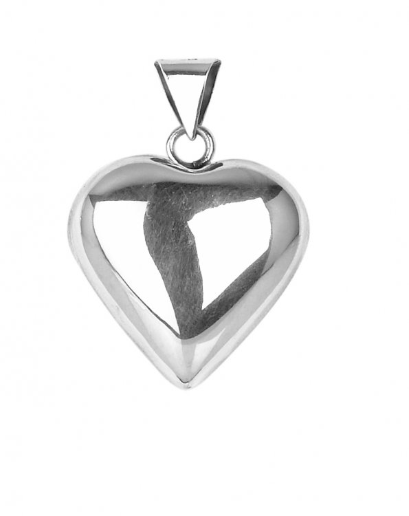 tianguis jackson heart necklace